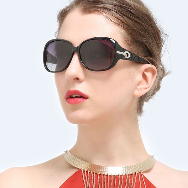 oval frame polarized lenses sunglasses 100% uv 400 protection fashion ladies luxury traveling shades sunglasses xd-6214, White;black
oval frame polarized lenses sunglasses 100% uv 400 protection fashion ladies luxury traveling shades sunglasses xd-6214, White;black