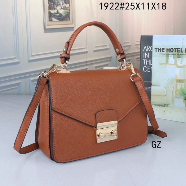 ak classic luxury bag design handbag high capacity totes designer bags large-capacity pu women fashion gradient printing letter duffel bags7
ak classic luxury bag design handbag high capacity totes designer bags large-capacity pu women fashion gradient printing letter duffel bags7