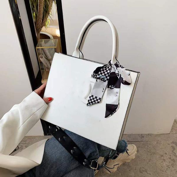 fashion woman bag shoulder bags purse lambskin genuine leather messenger cross body wallet chain crossbody bag-ch1
fashion woman bag shoulder bags purse lambskin genuine leather messenger cross body wallet chain crossbody bag-ch1