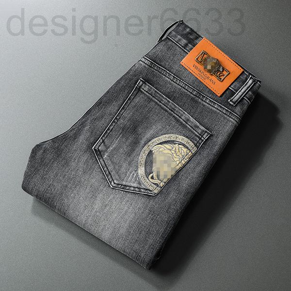 men's jeans designer spring korean slim fit small foot student cotton elastic medusa embroidery e01y, Blue
men's jeans designer spring korean slim fit small foot student cotton elastic medusa embroidery e01y, Blue