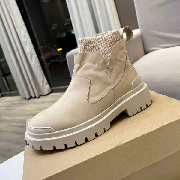 boots high end quality winter sheepskin wool integrated thick soled martin boots women's warm sleeve leisure short, Black
boots high end quality winter sheepskin wool integrated thick soled martin boots women's warm sleeve leisure short, Black