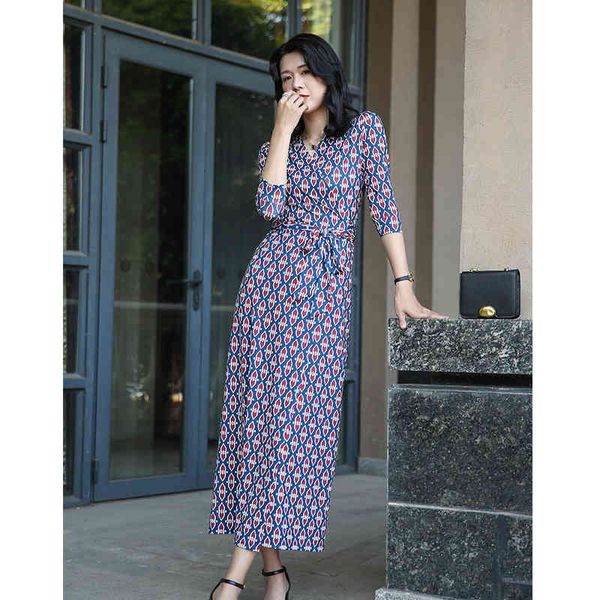 casual dresses spring and summer korean celebrity temperament dress v-neck lace up waist slit long skirt print wrap, Black;gray
casual dresses spring and summer korean celebrity temperament dress v-neck lace up waist slit long skirt print wrap, Black;gray