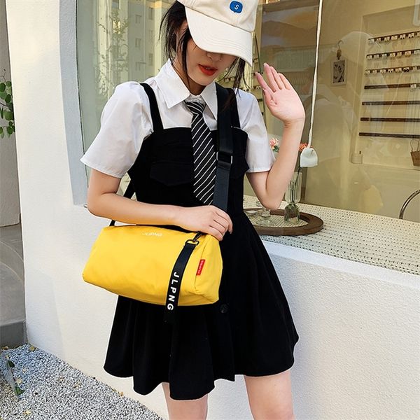 cylindrical large capacity women's travel bag men sports fitness crossbody shoulder leisure outdoor handbags 220509
cylindrical large capacity women's travel bag men sports fitness crossbody shoulder leisure outdoor handbags 220509