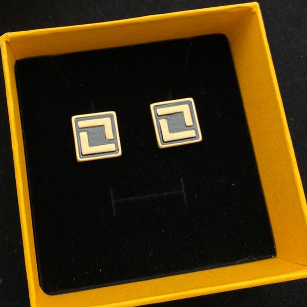 fashion designer earrings for women stud earrings pearl jewelry gold letters hoop earring diomond wedding enamel ear studs d2204182z, Golden;silver
fashion designer earrings for women stud earrings pearl jewelry gold letters hoop earring diomond wedding enamel ear studs d2204182z, Golden;silver