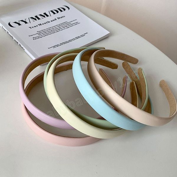 chic simple head hoop for women girls fashion faux leather candy color headbands vintage super fairy hair accessories, Slivery;white
chic simple head hoop for women girls fashion faux leather candy color headbands vintage super fairy hair accessories, Slivery;white