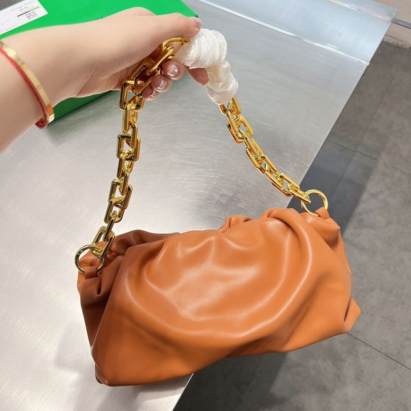 lady bags chainbag clouds package women shoulderbags handbags pleated genuine leather underarm-bag classic female handbag
lady bags chainbag clouds package women shoulderbags handbags pleated genuine leather underarm-bag classic female handbag