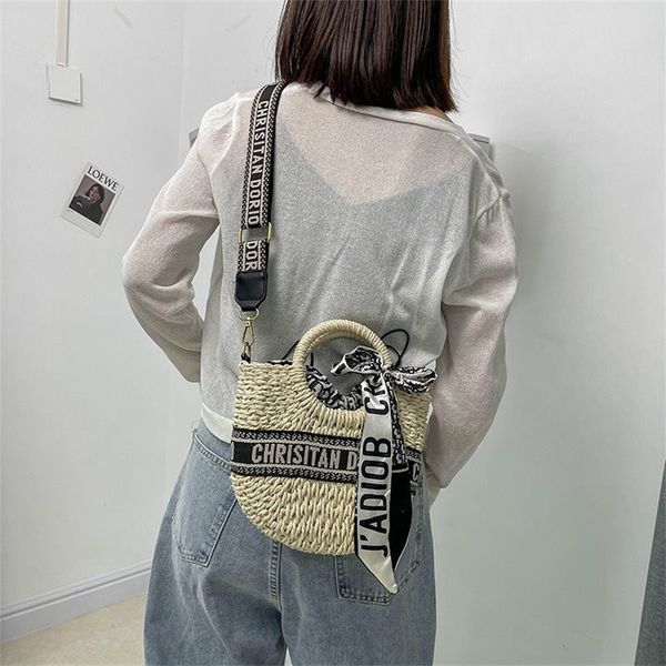 20% off 2022 new fashion trendy bags net red letter shopping french woven handbag vegetable basket women's messenger
20% off 2022 new fashion trendy bags net red letter shopping french woven handbag vegetable basket women's messenger