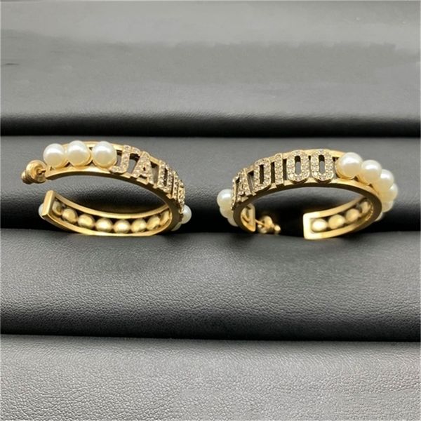 2022 fashion 20% off designer jewelry d family earrings pearl letter new fashion net red same s925 silver needle earrings, Golden
2022 fashion 20% off designer jewelry d family earrings pearl letter new fashion net red same s925 silver needle earrings, Golden