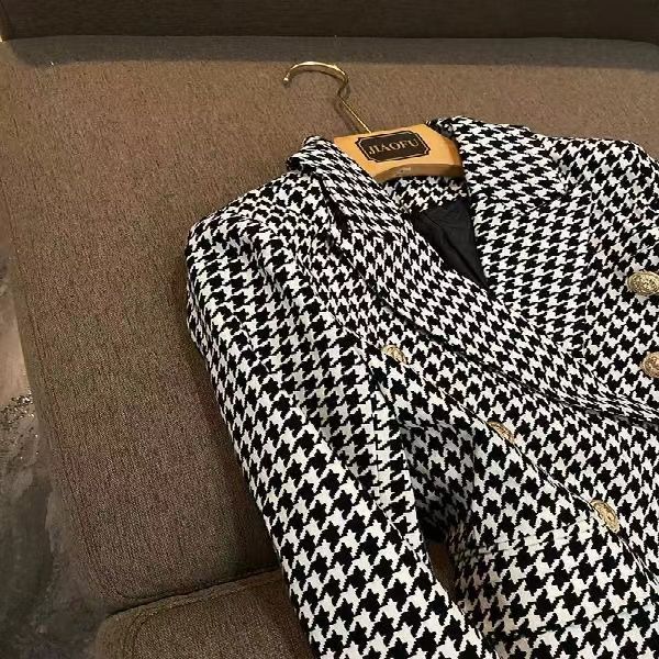 t628 women's suits & blazers tide brand high-quality retro fashion designer grid series suit jacket lion double-breasted slim plus size, White;black
t628 women's suits & blazers tide brand high-quality retro fashion designer grid series suit jacket lion double-breasted slim plus size, White;black