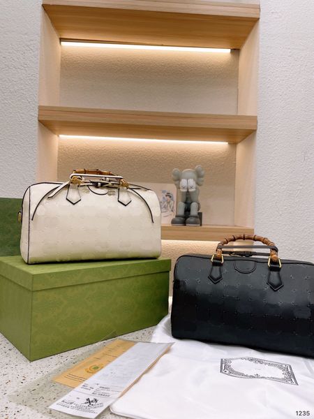 women's designers shoulder bag luxury tote purse handbag message bags cluth brand classic genuine leather lady luggage crossbody diana 
women's designers shoulder bag luxury tote purse handbag message bags cluth brand classic genuine leather lady luggage crossbody diana