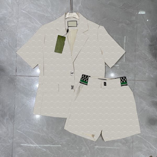 joint name active sets women letters blazers coat shorts 2 colors pocket designer shorts set265d
joint name active sets women letters blazers coat shorts 2 colors pocket designer shorts set265d