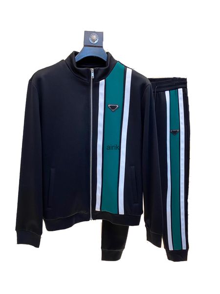 21ss autumn luxury designer men's tracksuit triangle metal badge letter tracksuits sweatsuit training gym suits men zipper white green, Gray
21ss autumn luxury designer men's tracksuit triangle metal badge letter tracksuits sweatsuit training gym suits men zipper white green, Gray