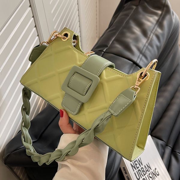 high-quality small bag 2022 summer new style this year's popular niche design one-shoulder underarm bag versatile messenger bags, Black;red
high-quality small bag 2022 summer new style this year's popular niche design one-shoulder underarm bag versatile messenger bags, Black;red