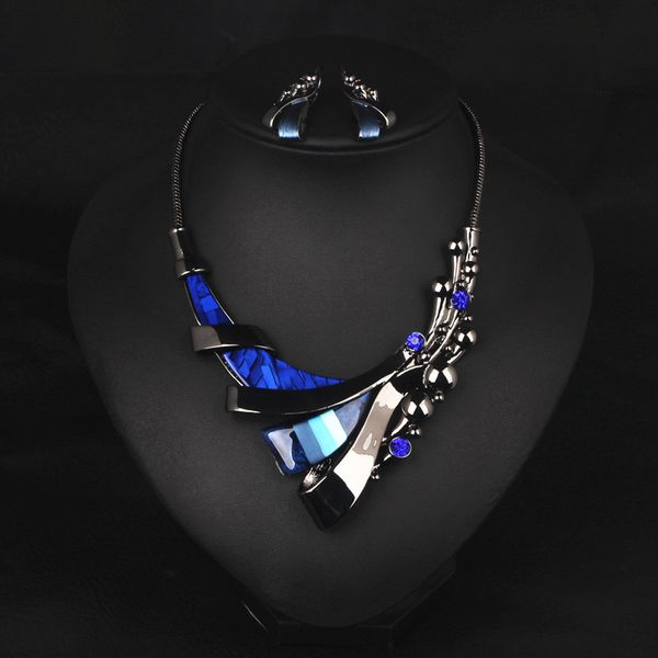 the western style fashion accessory exaggerated geometric necklaces earrings suit of personality bride jewelry, Silver
the western style fashion accessory exaggerated geometric necklaces earrings suit of personality bride jewelry, Silver