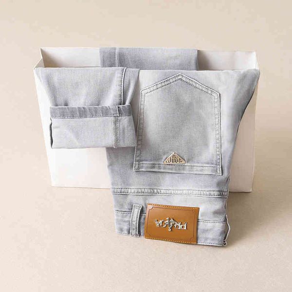 men's clothing brand new fashion men's casual jeans in spring and summer of 2022, Blue
men's clothing brand new fashion men's casual jeans in spring and summer of 2022, Blue