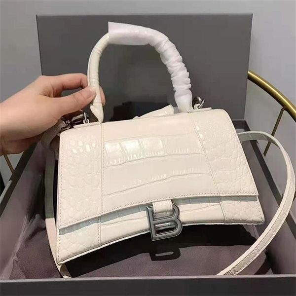 53% off online sale fashion summer versatile one messenger wbru
53% off online sale fashion summer versatile one messenger wbru