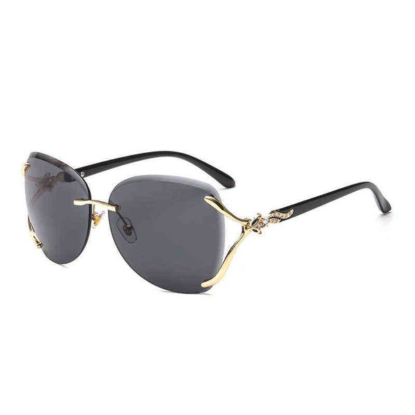 new frameless cut edge metal diamond women's two-color glasses luxury brand designer punk sunglasses fashion shades uv400, White;black
new frameless cut edge metal diamond women's two-color glasses luxury brand designer punk sunglasses fashion shades uv400, White;black