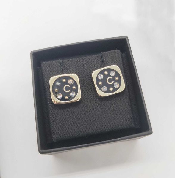 2022 charm stud earring square shape with diamond and black colors in 18k gold plated for women wedding jewelry gift have box stamp ps7749, Golden
2022 charm stud earring square shape with diamond and black colors in 18k gold plated for women wedding jewelry gift have box stamp ps7749, Golden