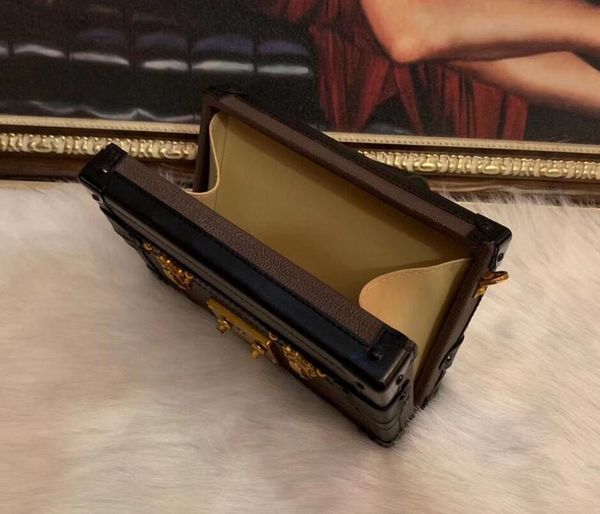 evening bags wholesale wooden hobo for women shoulder bag for women chest pa 2022 quality
evening bags wholesale wooden hobo for women shoulder bag for women chest pa 2022 quality