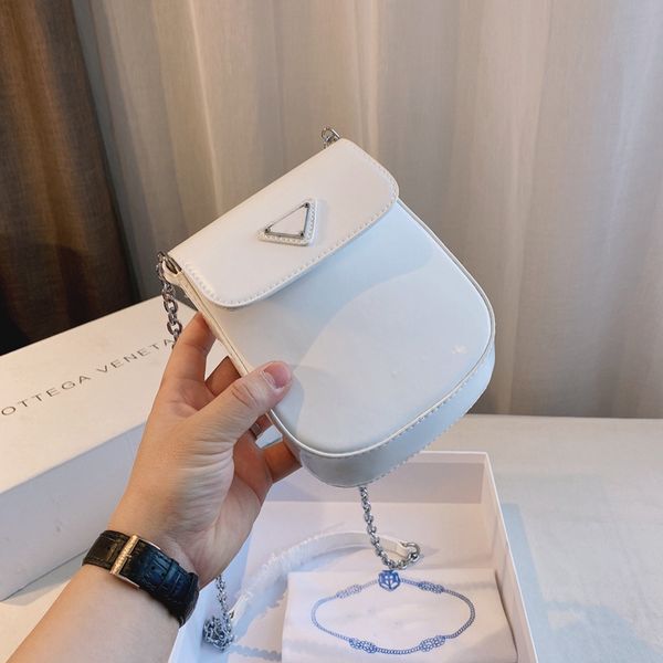 1 ggs lvs louiseity viutonitys louiss vuttonss leather superior suppliers trend 2021 bag chain glossy tote handbag wallet glgn, Red;black
1 ggs lvs louiseity viutonitys louiss vuttonss leather superior suppliers trend 2021 bag chain glossy tote handbag wallet glgn, Red;black