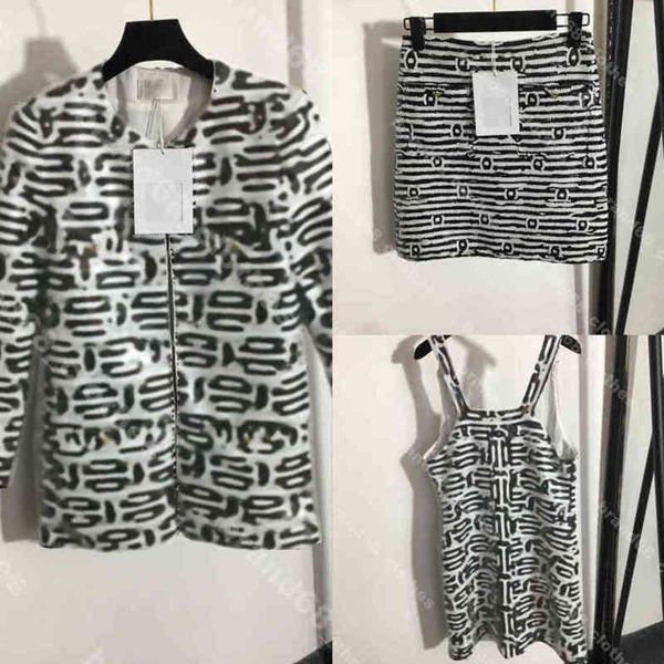 fashion women designer sequin jacket 3piece suit long sleeves blazer coats slip dress hip wrap skirt logo ch..el brands ins ladies streetwea, Black;brown
fashion women designer sequin jacket 3piece suit long sleeves blazer coats slip dress hip wrap skirt logo ch..el brands ins ladies streetwea, Black;brown