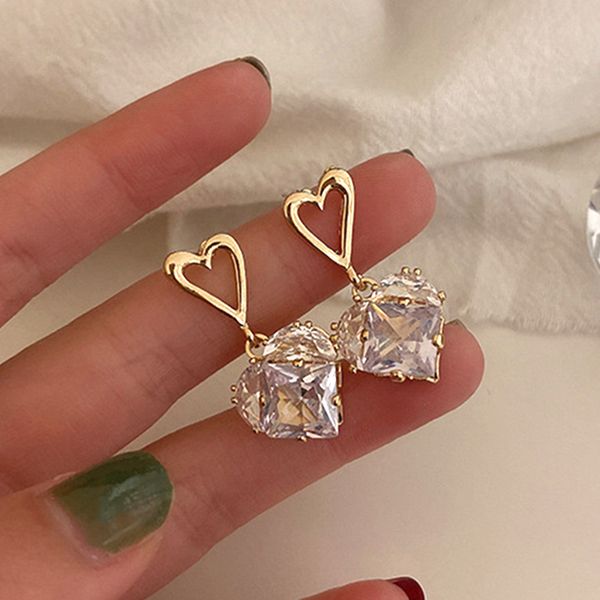 trendy 14k real gold crystal dangle chandelier heartearrings for women accessories korean fashion jewelry s925 silver needle shiny zircon in
trendy 14k real gold crystal dangle chandelier heartearrings for women accessories korean fashion jewelry s925 silver needle shiny zircon in