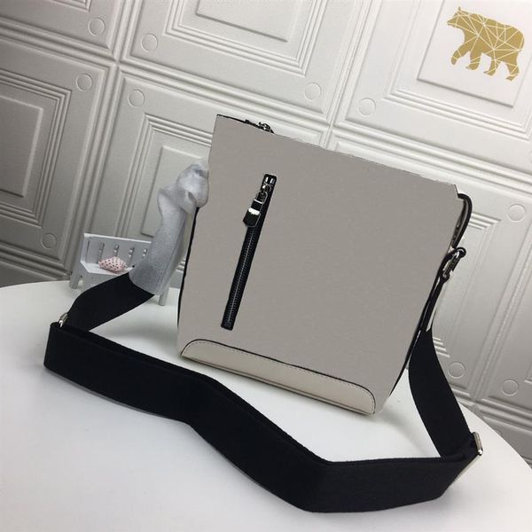 perfect craftsmanship oblique satchel postman bag zipper smooth the quality is very good it is necessary to go shopping310u
perfect craftsmanship oblique satchel postman bag zipper smooth the quality is very good it is necessary to go shopping310u