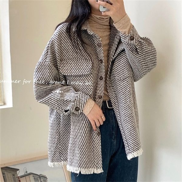women autumn retro houndstooth shirts vintage tassel loose wild long sleeve jacket casual street lady outwears 201210, Black;brown
women autumn retro houndstooth shirts vintage tassel loose wild long sleeve jacket casual street lady outwears 201210, Black;brown