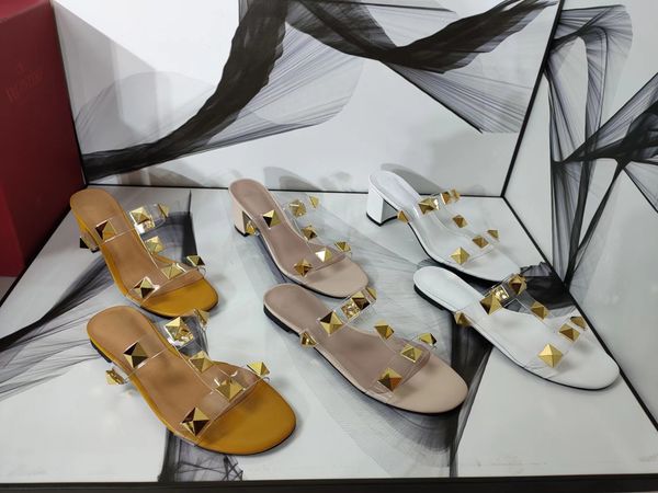 high heel flat slipper fabric: imported transparencies heel height: 1.5cm yardage: 35-42, Black
high heel flat slipper fabric: imported transparencies heel height: 1.5cm yardage: 35-42, Black