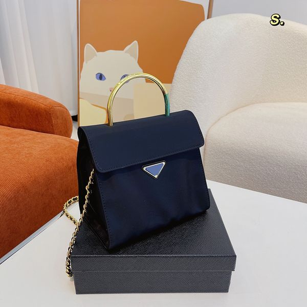 designers tote bag chain women shoulder bag handbags luxurys crossbody bags fashion brand messenger purses
designers tote bag chain women shoulder bag handbags luxurys crossbody bags fashion brand messenger purses