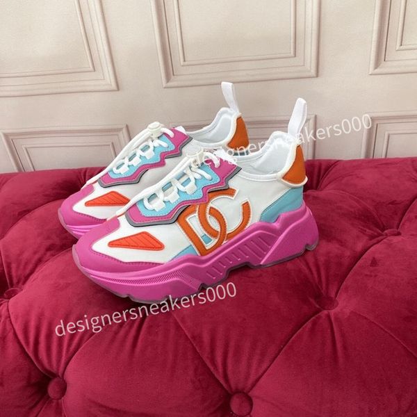 2022 new black leather ankle chelsea boots platform slip-on round flat booties chunky half boot luxury designer high shoes for women thick h
2022 new black leather ankle chelsea boots platform slip-on round flat booties chunky half boot luxury designer high shoes for women thick h