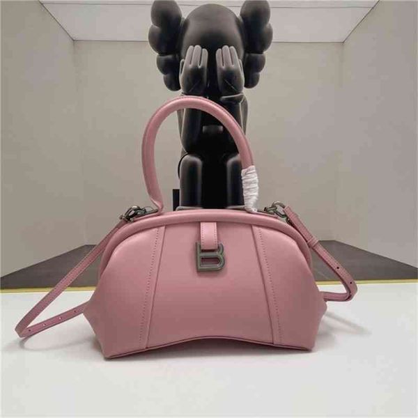 purse new crocodile pattern hourglass dumpling bag letter buckle leather handbag versatile messenger single shoulder handbag
purse new crocodile pattern hourglass dumpling bag letter buckle leather handbag versatile messenger single shoulder handbag