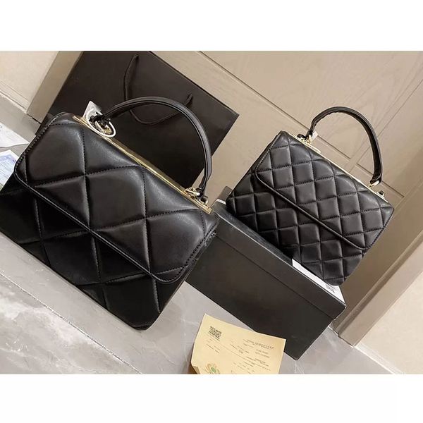 2022 women luxury designer crossbody bags purse wholesale price genuine leather bag shoulder flap handbag with small and big lattice diamond
2022 women luxury designer crossbody bags purse wholesale price genuine leather bag shoulder flap handbag with small and big lattice diamond
