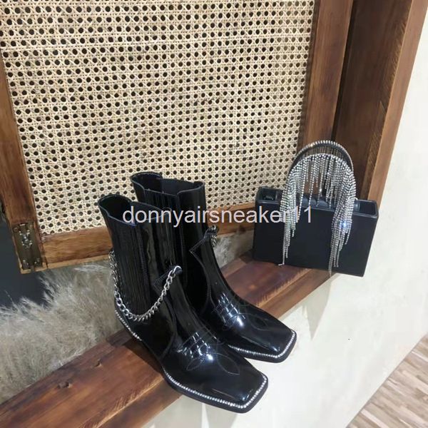 boots high end autumn and winter martin boots fashion chain square head leisure thin women's short dot, Black
boots high end autumn and winter martin boots fashion chain square head leisure thin women's short dot, Black