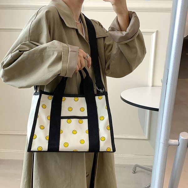 evening bags korean canvas bag women's autumn 2022 fashion diagonal large capacity one shoulder portable tote
evening bags korean canvas bag women's autumn 2022 fashion diagonal large capacity one shoulder portable tote