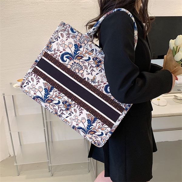 sweet cool large capacity female spring and summer fashion versatile student class commuting one tote 75% off online wholesale
sweet cool large capacity female spring and summer fashion versatile student class commuting one tote 75% off online wholesale