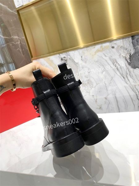 2022 luxury designer casual shoes red sole low flat spikes flats black blue suede silver diamond mens women sneakers zh211034
2022 luxury designer casual shoes red sole low flat spikes flats black blue suede silver diamond mens women sneakers zh211034
