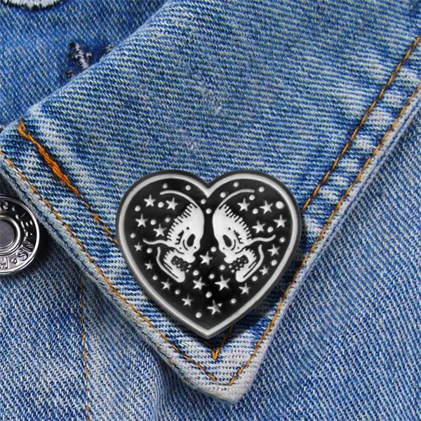european and american new jewelry anime characters pins brooches classic death skull alloy badge denim shirt lapel pin gothic jewelry gift a, Gray
european and american new jewelry anime characters pins brooches classic death skull alloy badge denim shirt lapel pin gothic jewelry gift a, Gray