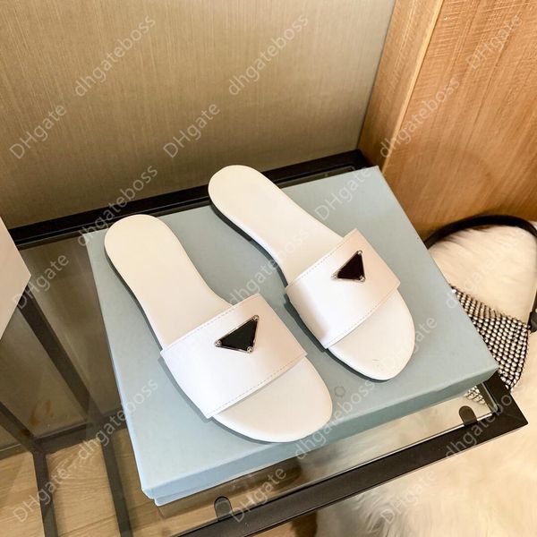 2021luxury designer women slippers sandal shoes slide summer fashion wide flat flip flops with box size 3541 xx0178, Black
2021luxury designer women slippers sandal shoes slide summer fashion wide flat flip flops with box size 3541 xx0178, Black
