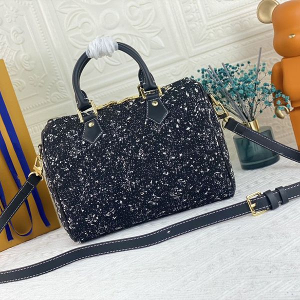 presbyopia handbag designer women's messenger bag luxury shoulder bag canvas embroidery embossed out of print wild clothes dxb30005
presbyopia handbag designer women's messenger bag luxury shoulder bag canvas embroidery embossed out of print wild clothes dxb30005
