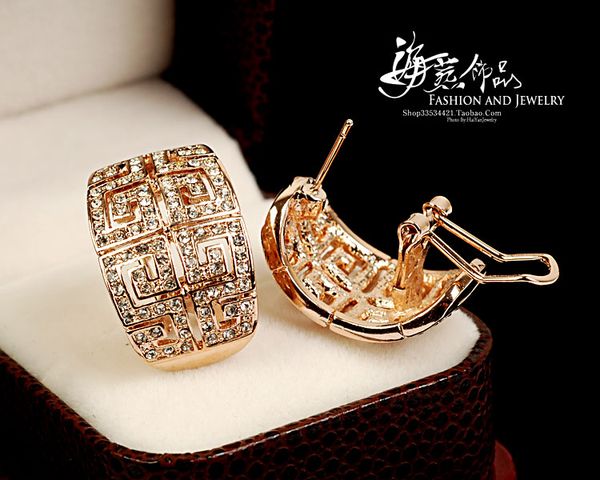 new designed vintage dangle earring micro inlays diamonds women's 18kgp retro brass d letter pendant celebrity ladies earring studs lux, Silver
new designed vintage dangle earring micro inlays diamonds women's 18kgp retro brass d letter pendant celebrity ladies earring studs lux, Silver