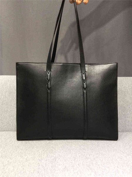 tote s bags famous designer zv great capacity casual dead real leather shoulder bag messenger fashion women handbags 0804
tote s bags famous designer zv great capacity casual dead real leather shoulder bag messenger fashion women handbags 0804