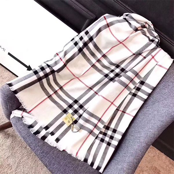 winter 100% cashmere designer shawls high-end soft thick fashion men's and women's luxury scarves classic check big plaid shawls b, Blue;gray
winter 100% cashmere designer shawls high-end soft thick fashion men's and women's luxury scarves classic check big plaid shawls b, Blue;gray