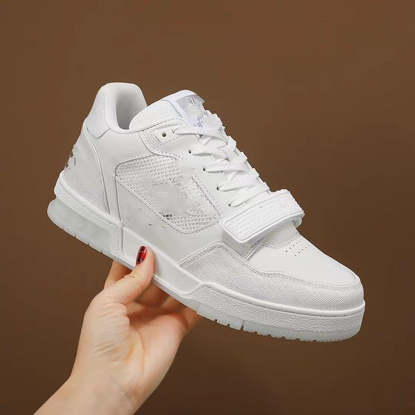 2023 designer mens causal shoes fashion woman leather lace up platform sole sneakers white mens womens 0502, Black
2023 designer mens causal shoes fashion woman leather lace up platform sole sneakers white mens womens 0502, Black