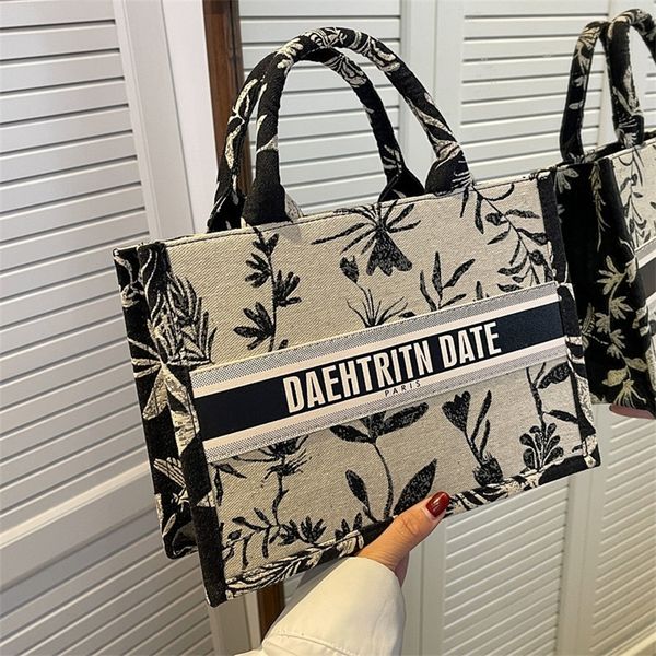 canvas women's high-capacity foreign style single class tote 55% off holesale store
canvas women's high-capacity foreign style single class tote 55% off holesale store