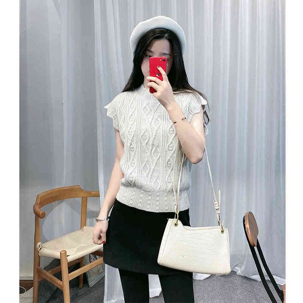 women's sweaters s home autumn and winter knitted sleeveless vest college style loose fitting shirt with sweater ou47, White;black
women's sweaters s home autumn and winter knitted sleeveless vest college style loose fitting shirt with sweater ou47, White;black