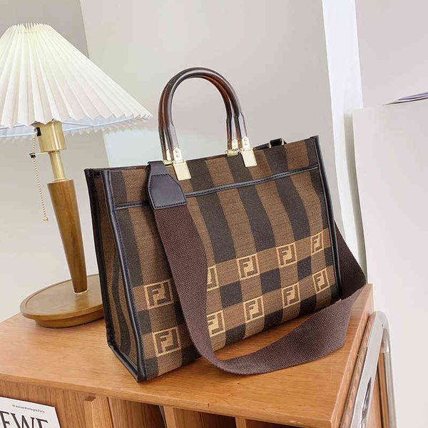 factory online export designer brand bags tote women's new fashion portable large capacity msenger shoulder fashionable
factory online export designer brand bags tote women's new fashion portable large capacity msenger shoulder fashionable