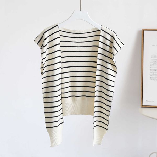 shawl s korean foreign atmosphere college style fashionable aging striped knotted outside knitted scarf versatile in autumn and winter, Blue;gray
shawl s korean foreign atmosphere college style fashionable aging striped knotted outside knitted scarf versatile in autumn and winter, Blue;gray