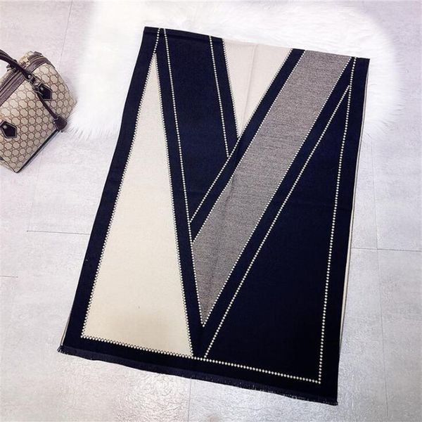 2021 winter scarf women cashmere scarf new fashion warm foulard lady horse scarves color matching thicken soft shawls wraps294b, Blue;gray
2021 winter scarf women cashmere scarf new fashion warm foulard lady horse scarves color matching thicken soft shawls wraps294b, Blue;gray