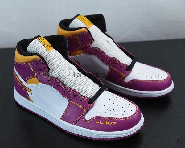 shoes sneakers jumpman 1 mid familia grade outdoor trainers sports original fast delivery
shoes sneakers jumpman 1 mid familia grade outdoor trainers sports original fast delivery